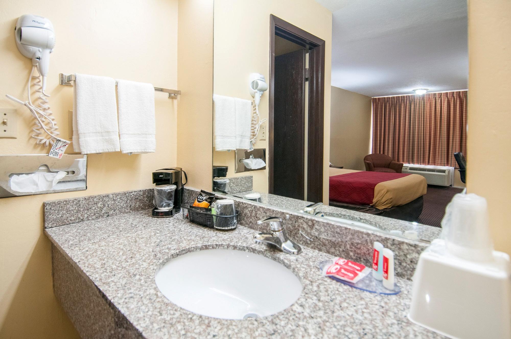 Econo Lodge Near Missouri University Of Science And Technology Rolla Exteriér fotografie